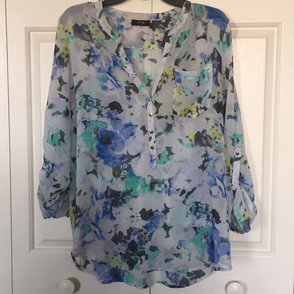APT 9 Watercolor floral top